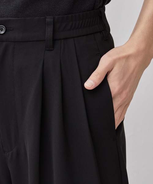 Lui's(ルイス)ブラック クロップド ハカマ スラックス M Lui's（ルイス）の「クロップド袴パンツ（スラックス）」 - WEAR