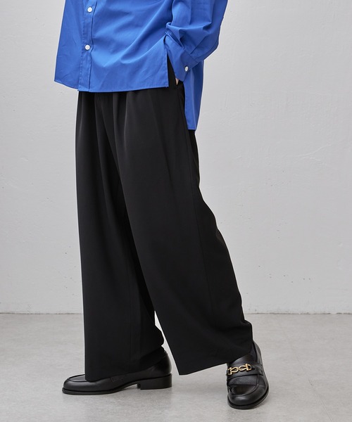 Lui's(ルイス)ブラック クロップド ハカマ スラックス M Lui's（ルイス）の「クロップド袴パンツ（スラックス）」 - WEAR