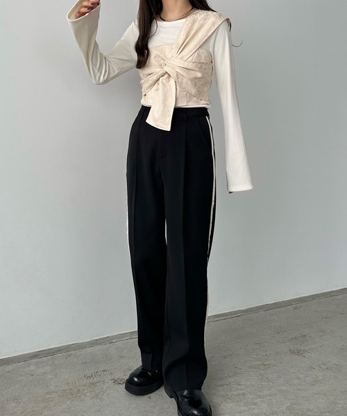 callautia(カラウティア)の「サイドラインスラックスパンツ(スラックス・レディース・ブラック/ライトグレー/ライトベージュ・LARGE/SMALL/MEDIUM)」の5枚目の写真