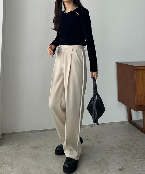 callautia(カラウティア)の「サイドラインスラックスパンツ(スラックス・レディース・ブラック/ライトグレー/ライトベージュ・LARGE/SMALL/MEDIUM)」の8枚目の写真