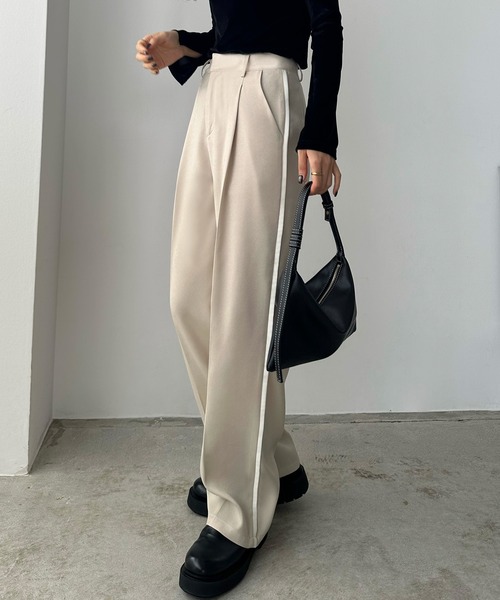 callautia(カラウティア)の「サイドラインスラックスパンツ(スラックス・レディース・ブラック/ライトグレー/ライトベージュ・LARGE/SMALL/MEDIUM)」の17枚目の写真
