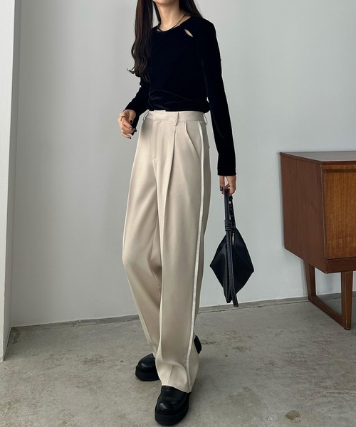 callautia(カラウティア)の「サイドラインスラックスパンツ(スラックス・レディース・ブラック/ライトグレー/ライトベージュ・LARGE/SMALL/MEDIUM)」の16枚目の写真