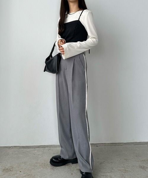 callautia(カラウティア)の「サイドラインスラックスパンツ(スラックス・レディース・ブラック/ライトグレー/ライトベージュ・LARGE/SMALL/MEDIUM)」の15枚目の写真