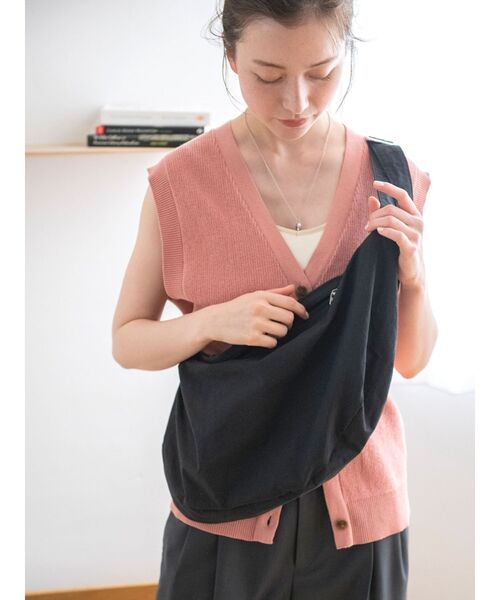 Ungrid（アングリッド）の「コットンショルダーバック（ショルダーバッグ・レディース・ブラック/オフホワイト・FREE）」の8枚目の写真