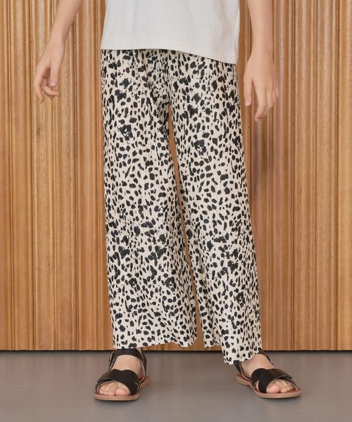 coca(coca)(コカ)の「キッズ 親子お揃いウェーブプリーツパンツ(その他パンツ・キッズ・ブラック/レオパード/カーキ/ドット/ライトグリーン/ブラウン/B/A/ライトブルー/チャコール/ライトベージュ/ベージュ/オレンジ・110/120/130/140/150)」の12枚目の写真