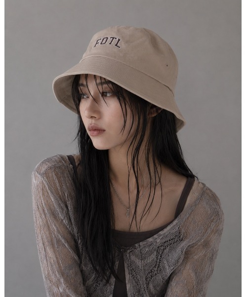 FRUIT OF THE LOOM(フルーツオブザルーム)の「【FRUIT OF THE LOOM】 EMBROIDERY BUCKET HAT(ハット・レディース・ブラック/ベージュ/グリーン・FREE)」の2枚目の写真