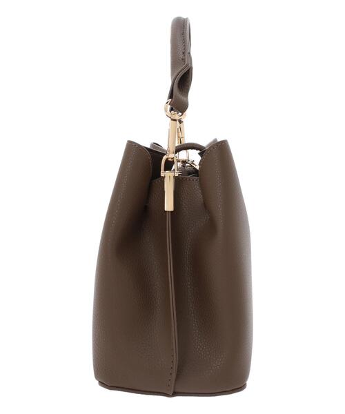 Te chichi(テチチ)の「トグル合皮ミニバッグ(ハンドバッグ・レディース・ブラウン/ブラック・F)」の7枚目の写真