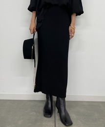 カットセミフレアスカート