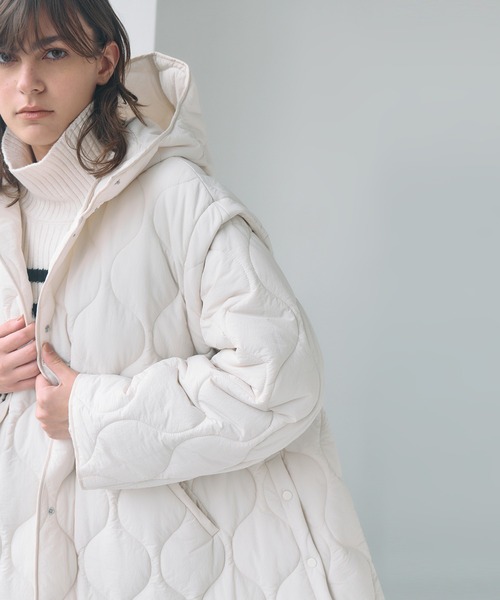 LE CIEL BLEU(ルシェルブルー)の「2ウェイパッドコクーンコート / 2way Padded Cocoon Coat(その他アウター・レディース・オフホワイト/ブラック・36)」の11枚目の写真