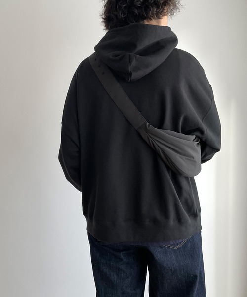 CANAL JEAN（キャナルジーン）の「diggity　パデットボディバッグ（ボディバッグ/ウエストポーチ・レディース・ブラック/アイボリー・ONE SIZE）」の18枚目の写真