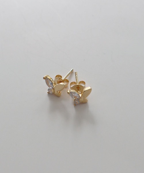 CEMONEMO(セモネモ)の「【金属アレルギー対応】 ハーフビジュー バタフライ ピアス / silver925ポスト(ピアス(両耳用)・レディース・シルバー/ゴールド・FREE)」の6枚目の写真