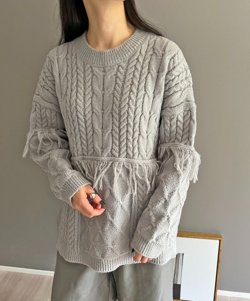 Jewelobe（ジュエローブ）の「マルチケーブルフリンジオーバーニットプルオーバー（ニット/セーター・レディース・ホワイト/ブラック/ホワイト×ブラック/グレー・FREE）」の11枚目の写真