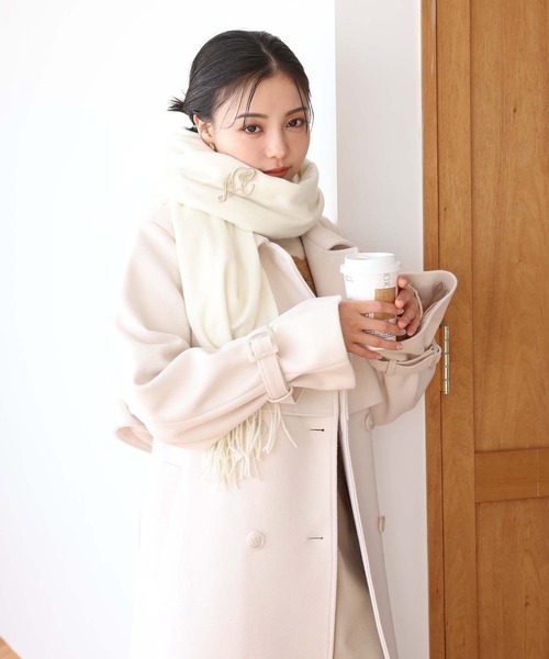 one after another NICE CLAUP（ワンアフターアナザーナイスクラップ）の「ブローチ付きマフラー（その他小物・レディース・グレー/アイボリー/ブラック/ボルドー・FREE）」の12枚目の写真