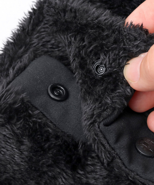 COLEMAN（コールマン）の「フロントスナップ ボア ネックウォーマー（ネックウォーマー/スヌード・メンズ・ブラック/ベージュ/ネイビー・FREE）」の11枚目の写真