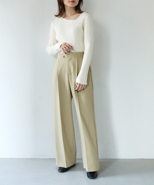 HER CLOSET(ハークローゼット)の「【vingtrois】アシメVネック ランダムリブニット(ニット/セーター・レディース・グリーン/ワインレッド/パープル/ブラック/チャコールグレー/アイボリー・M)」の11枚目の写真