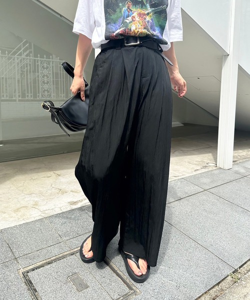 LIENCOEUR（リアンクール）の「フロントタックワイドパンツ（スラックス・レディース・ブラック/アイボリー/グレー・MEDIUM/SMALL）」の8枚目の写真