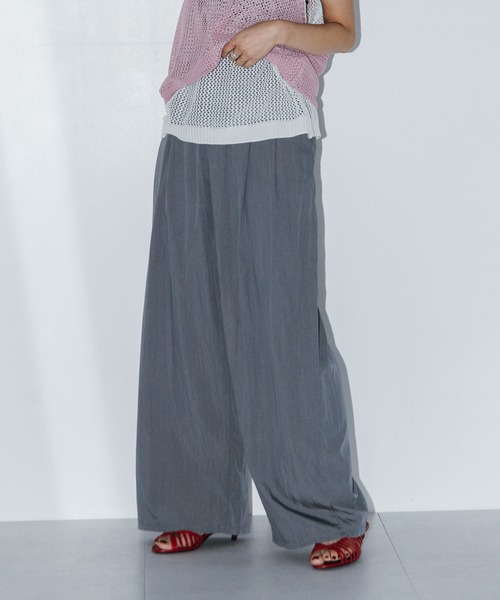 LIENCOEUR（リアンクール）の「フロントタックワイドパンツ（スラックス・レディース・ブラック/アイボリー/グレー・MEDIUM/SMALL）」の11枚目の写真