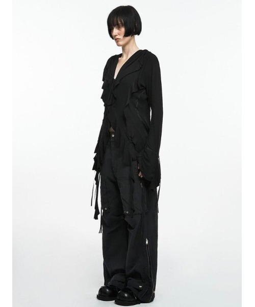 NACHE（ナチェ）の「韓国ブランド NACHE ナチェ RUFFLE HOODIE SHIRT トップス オーバーサイズ フーディー パーカー フード 長袖トップス フリル フリルデザイン（パーカー・レディース・ブラック/ライトグリーン・ONE SIZE）」の8枚目の写真