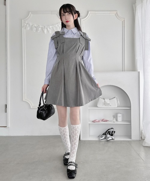 Loueme（ルエム）の「ウエストタックリボンフレアワンピース