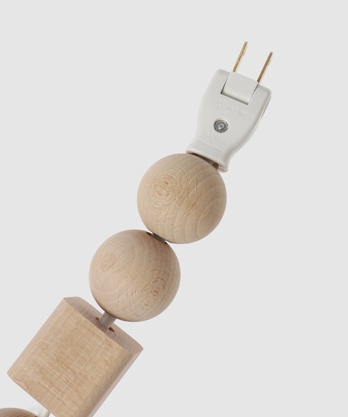 BLESS（ブレス）の「Cable Jewelry Multiplug（生活家電・メンズ・ホワイト系・140㎝）」の2枚目の写真