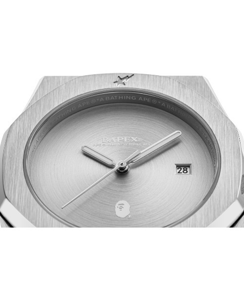 A BATHING APE（アベイシングエイプ）の「TYPE 9 BAPEX（アナログ 