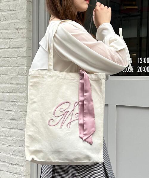 INGNI（イング）の「リボン付キャンバストートバッグ（ハンドバッグ・レディース・ブラック系8/ホワイト系1/ホワイト系その他6/アイボリー系3・ONE SIZE）」の9枚目の写真