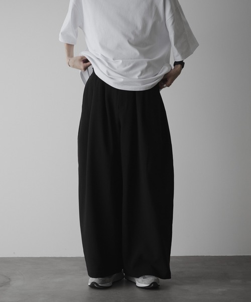 remer(リメール)の「loose S/S maximum wide PT / ルーズマキシマムワイドパンツ(その他パンツ・メンズ・チャコールグレー/サンドベージュ/ブラック・LARGE/MEDIUM/SMALL)」の4枚目の写真