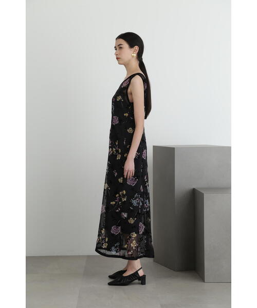 JILL STUART(ジルスチュアート)の「◆ヴェルヴェットオパールワンピース(ワンピース・レディース・ベージュ/ブラック・2/4)」の5枚目の写真