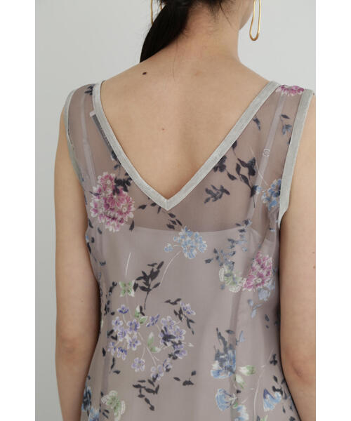 JILL STUART(ジルスチュアート)の「◆ヴェルヴェットオパールワンピース(ワンピース・レディース・ベージュ/ブラック・2/4)」の18枚目の写真