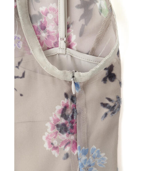 JILL STUART(ジルスチュアート)の「◆ヴェルヴェットオパールワンピース(ワンピース・レディース・ベージュ/ブラック・2/4)」の21枚目の写真