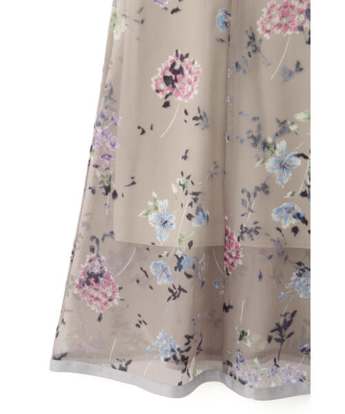 JILL STUART(ジルスチュアート)の「◆ヴェルヴェットオパールワンピース(ワンピース・レディース・ベージュ/ブラック・2/4)」の22枚目の写真