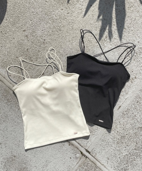 NOMAE（ノーマエ）の「クロスストラップキャミ / カップ付き（キャミソール・レディース・アイボリー/ブラック・FREE）」の2枚目の写真