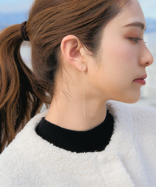 Jewel closet by L&Co.（ジュエルクローゼットバイエルアンドコー）の「K10 ロング チェーン シャイニング ピアス（ピアス（両耳用）・レディース・イエローゴールド/ホワイトゴールド・FREE）」の12枚目の写真