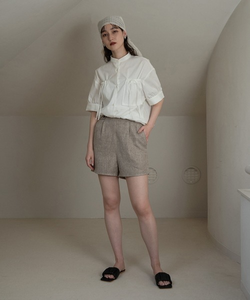 lawgy（ラウジー）の「front button tweed short pants