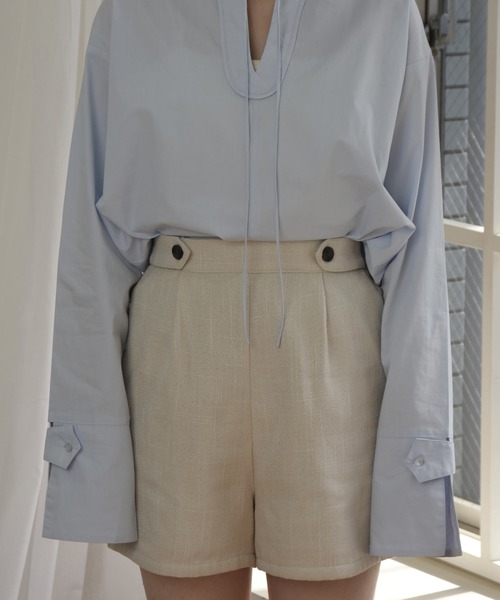 lawgy（ラウジー）の「front button tweed short pants / フロントボタンツイードショートパンツ（その他パンツ・レディース・アイボリー/ベージュ・FREE）」の8枚目の写真