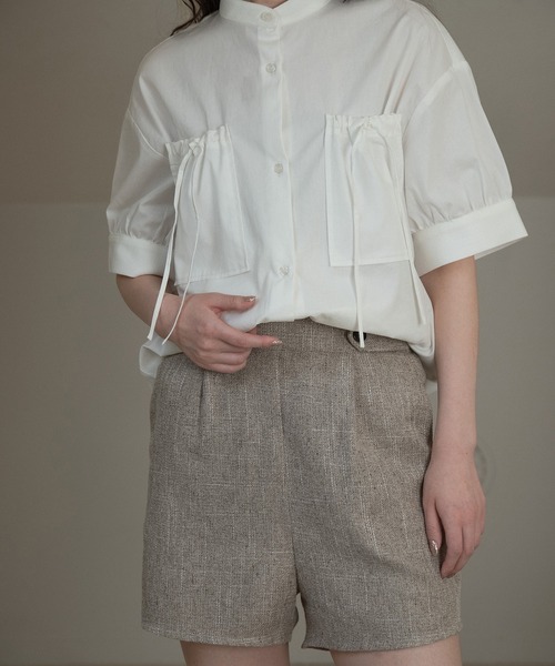 lawgy（ラウジー）の「front button tweed short pants / フロントボタンツイードショートパンツ（その他パンツ・レディース・アイボリー/ベージュ・FREE）」の4枚目の写真