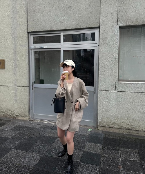 lawgy（ラウジー）の「front button tweed short pants