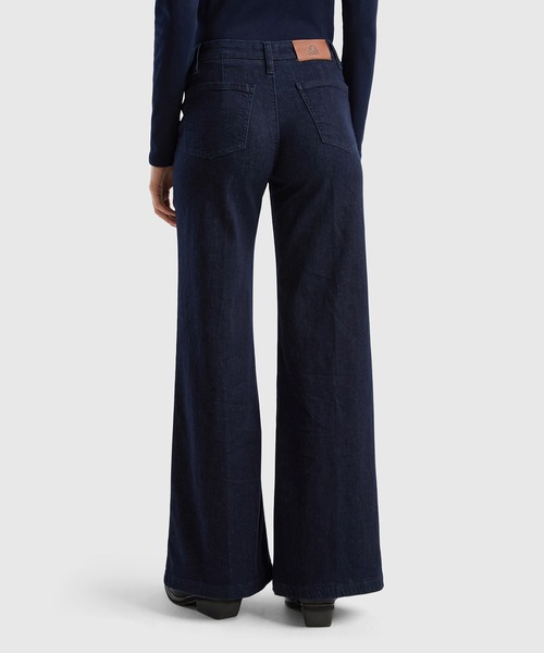 BENETTON (UNITED COLORS OF BENETTON)（ベネトンユナイテッドカラーズオブベネトン）の「ストレッチワイドデニムパンツ（デニムパンツ・レディース・ダークインディゴブルー/ライトインディゴブルー・40/38/42/36）」の7枚目の写真