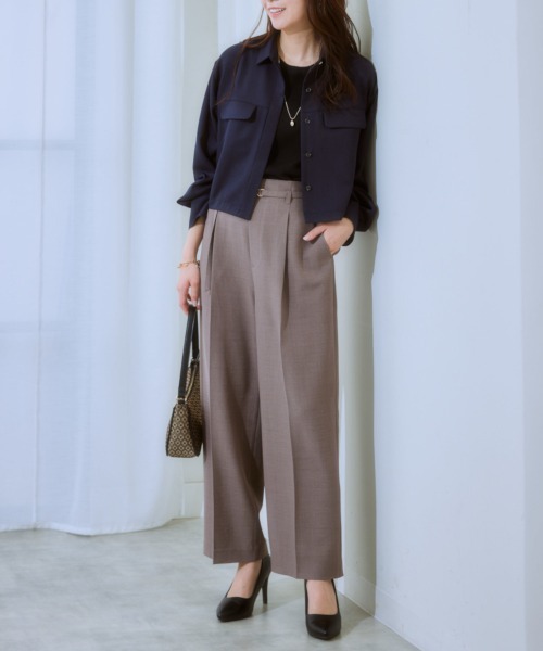 7days Life Styling(セブンデイズライフスタイリング)の「麻調合繊共布ベルト付ワイドパンツ(しわになりにくい・接触冷感・UVカット・洗える)(スラックス・レディース・モカ/ネイビー/ライトベージュ/グリーン/チャコールグレー・S/M/L/LL)」の10枚目の写真