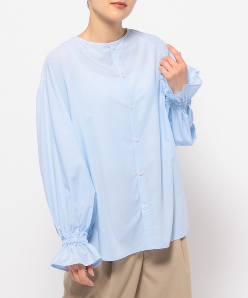 Elura（エルーラ）の「アイロンいらず2WAYブラウス（シャツ/ブラウス・レディース・ライトブルー/ホワイト/ホワイト系その他5・LARGE/MEDIUM）」の21枚目の写真