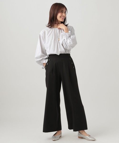 Elura（エルーラ）の「アイロンいらず2WAYブラウス（シャツ/ブラウス・レディース・ライトブルー/ホワイト/ホワイト系その他5・LARGE/MEDIUM）」の15枚目の写真