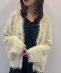 ボリュームフェザーショートカーディガン