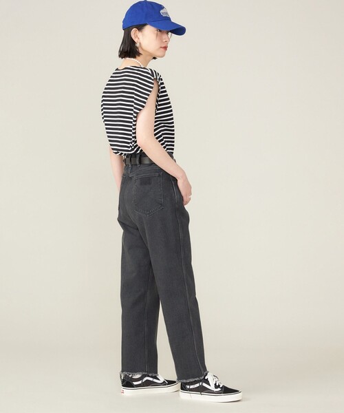 SHIPS（シップス）の「SHIPS NINE CASE:スリーブレス ボーダー TEE（タンクトップ・レディース・ブルー/ブラック・ONE SIZE）」の8枚目の写真