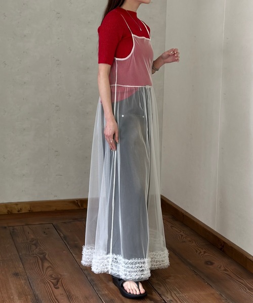 Per sist ence(パーシエンス)の「裾フリル チュールレイヤードキャミワンピース(ワンピース・レディース・ブラック/グレー/オフホワイト・FREE)」の16枚目の写真