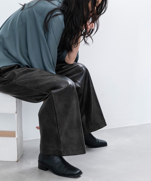 JUNRED（ジュンレッド）の「ヴィンテージレザーワイドフレアパンツ（その他パンツ・メンズ・ダークブラウン/ブラック・S/M/L）」の9枚目の写真