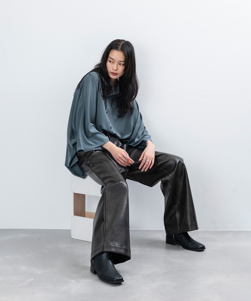 JUNRED（ジュンレッド）の「ヴィンテージレザーワイドフレアパンツ（その他パンツ・メンズ・ダークブラウン/ブラック・S/M/L）」の10枚目の写真