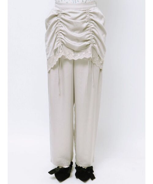 merry jenny(メリージェニー)の「サテンレイヤードパンツ(スラックス・レディース・アイボリー/ブラック/グレー・FREE)」の6枚目の写真