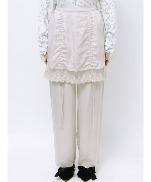 merry jenny(メリージェニー)の「サテンレイヤードパンツ(スラックス・レディース・アイボリー/ブラック/グレー・FREE)」の12枚目の写真