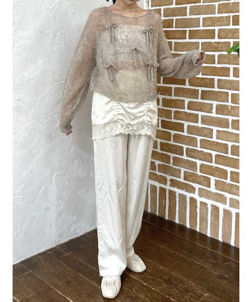merry jenny(メリージェニー)の「サテンレイヤードパンツ(スラックス・レディース・アイボリー/ブラック/グレー・FREE)」の1枚目の写真
