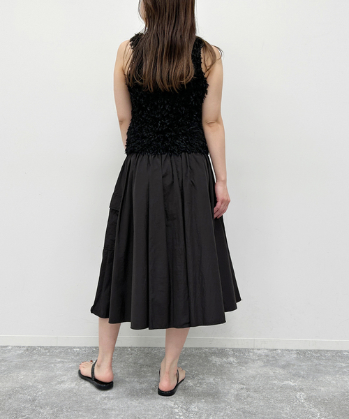 U by SPICK&SPAN(ユーバイスピックアンドスパン)の「フェザーファンシーノースリーブカットソー(タンクトップ・レディース・ホワイト/ブラック・FREE)」の22枚目の写真